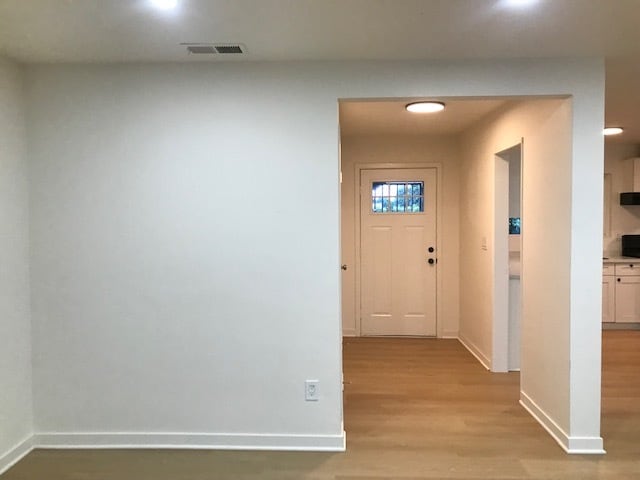 Building Photo - 13408 Glenoaks Blvd