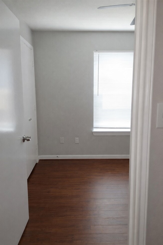 Building Photo - 134 S Bend Ct