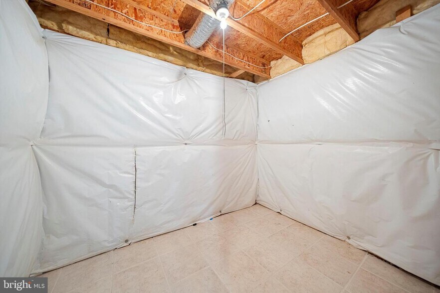 Building Photo - 12399 Brown Fox Way