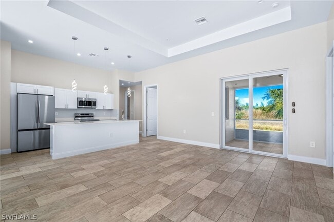 Building Photo - 2708 20th St W