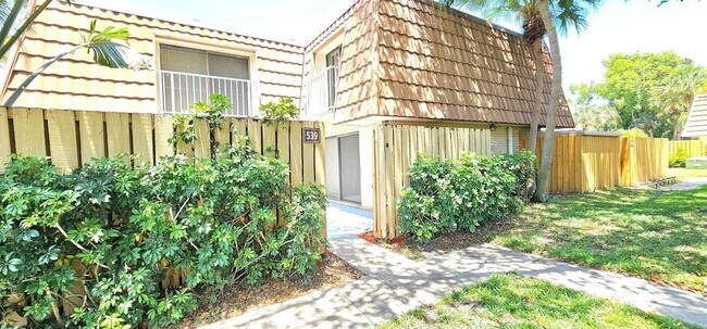 Building Photo - 539 Green Springs Pl