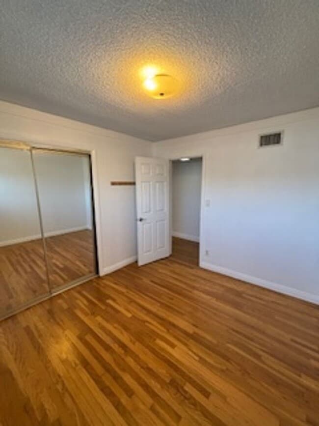 Building Photo - Buena Vista - Anaheim