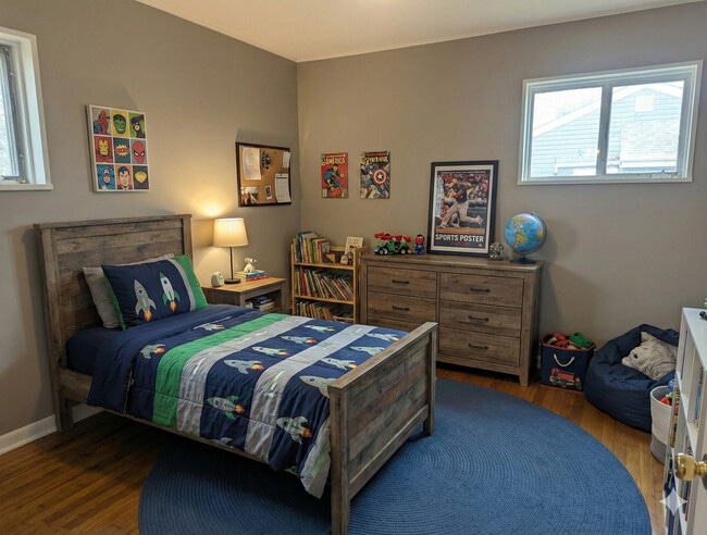 Building Photo - 413 W Palatine Rd