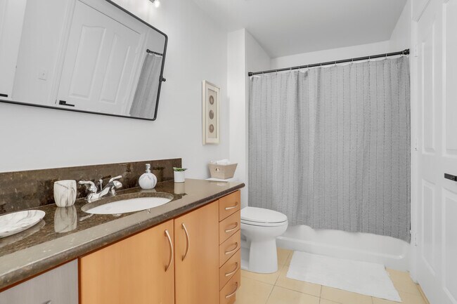 Building Photo - 255 NE 3rd Ave