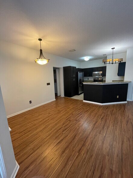 Building Photo - 12414 Forest Lake Cir N