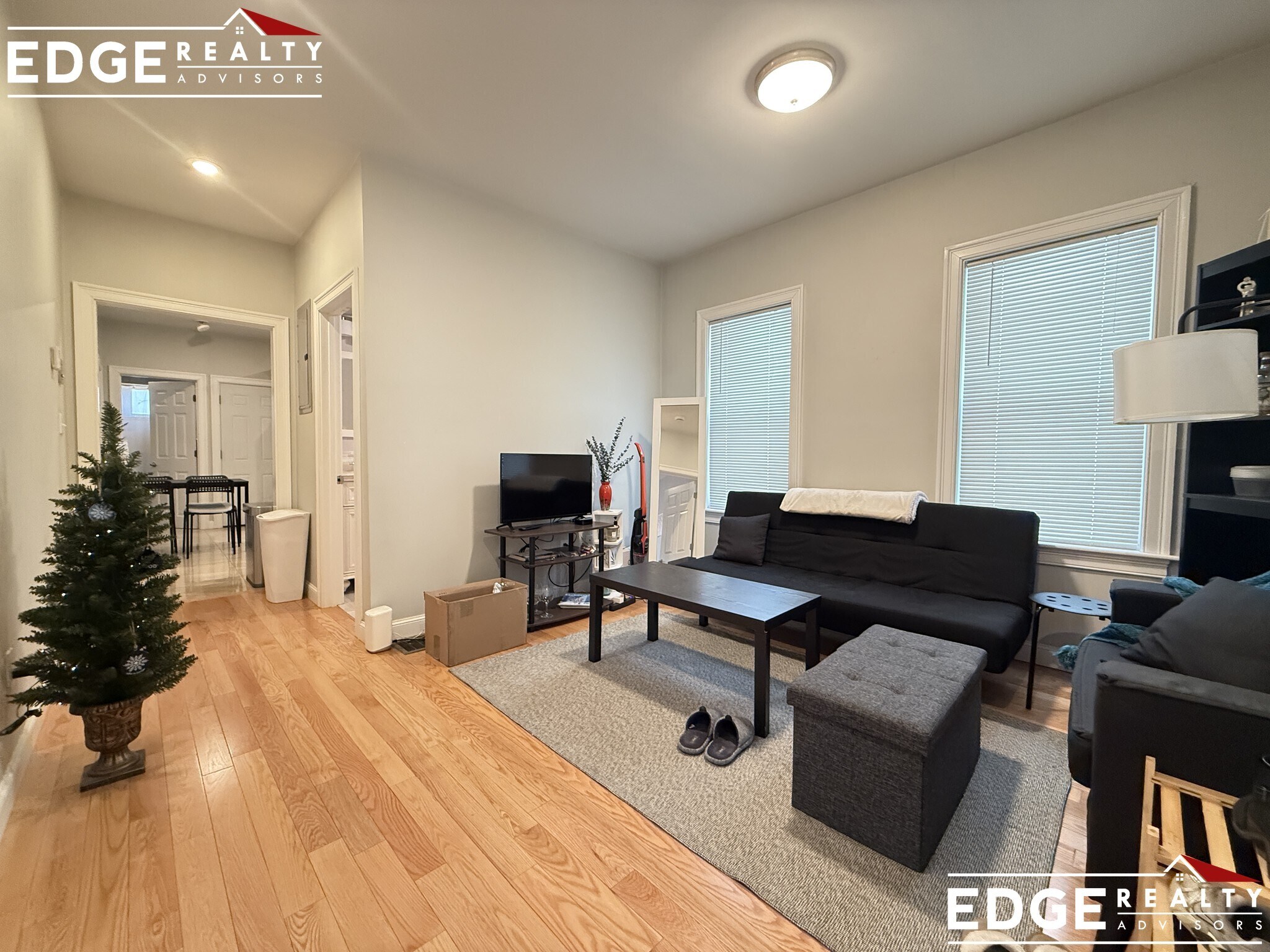 Building Photo - 82 Newbury St