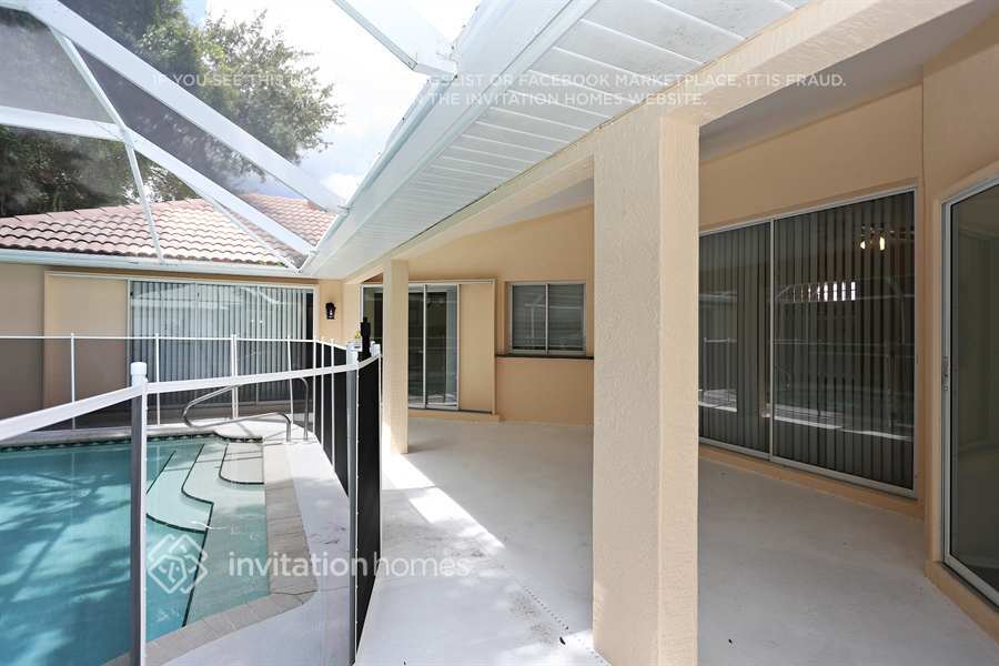 Building Photo - 500 Penny Royal Pl