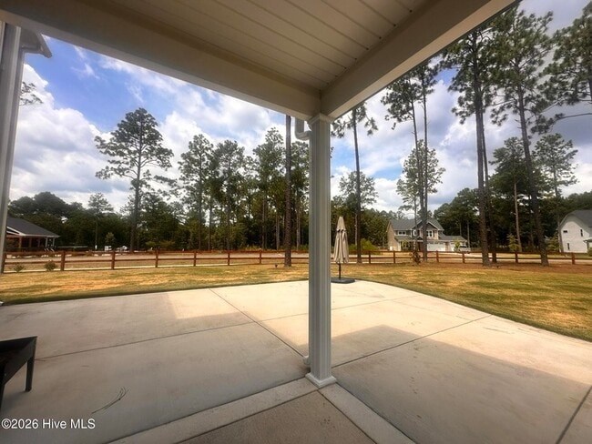 Building Photo - 201 Thistleberry Dr