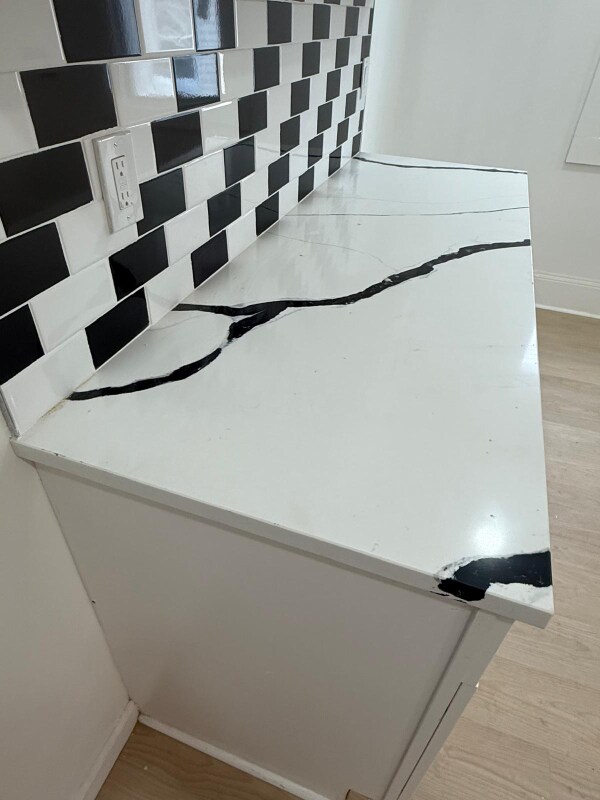 Building Photo - 1447 W 101st St