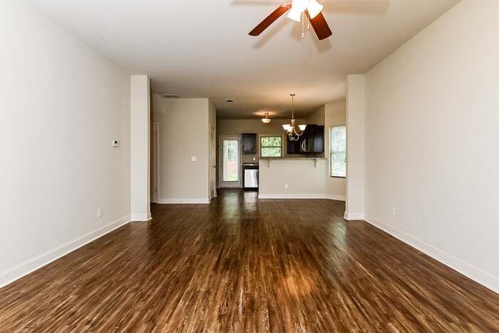 Building Photo - 1024 Allegiance Dr