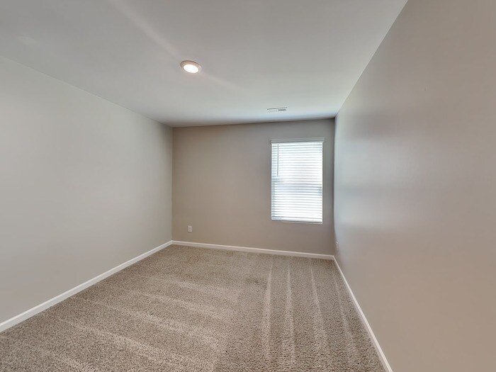 Building Photo - 712 Pointe Andrews Drive