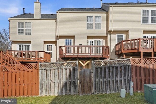 Building Photo - 12831 Silvia Loop