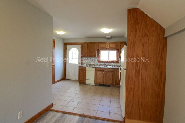 Building Photo - 34 1st St