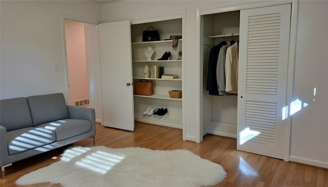 Building Photo - 1176 Converse Dr NE