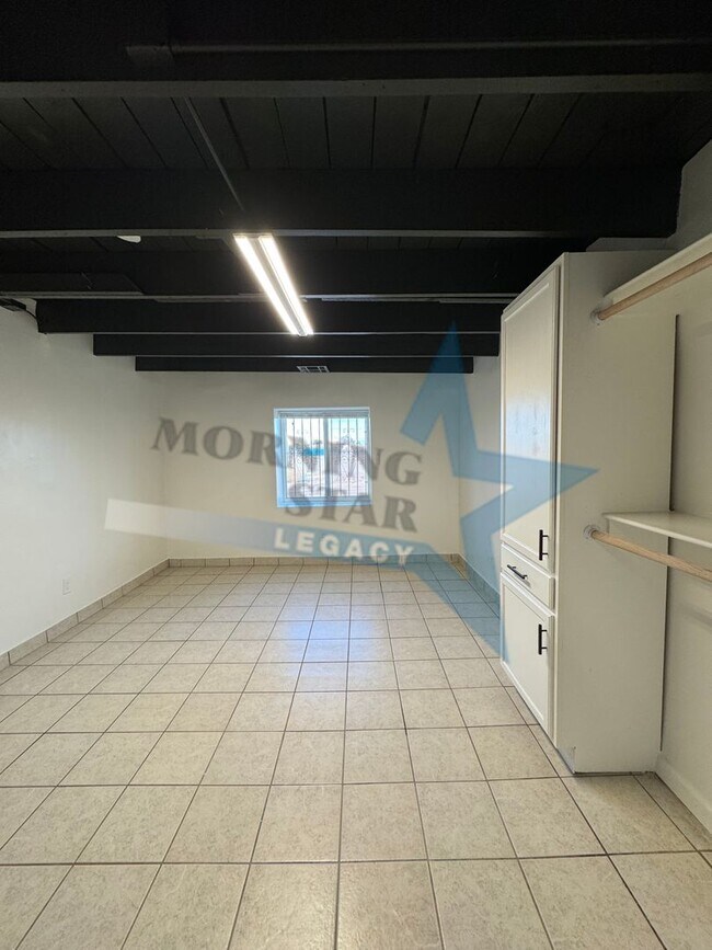 Building Photo - Charming Updated Home w/ Enclosed Yard & Storage