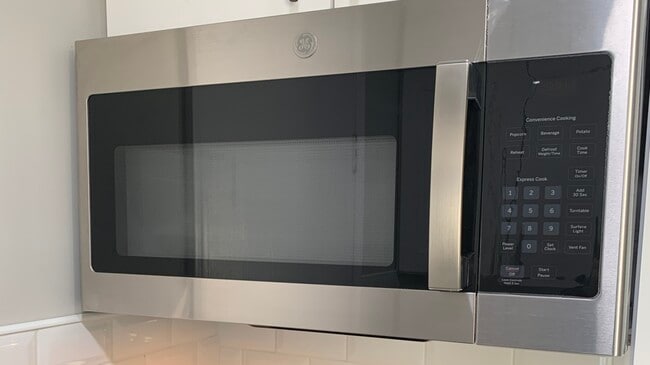 Building Photo - 8141 W 84th Pl