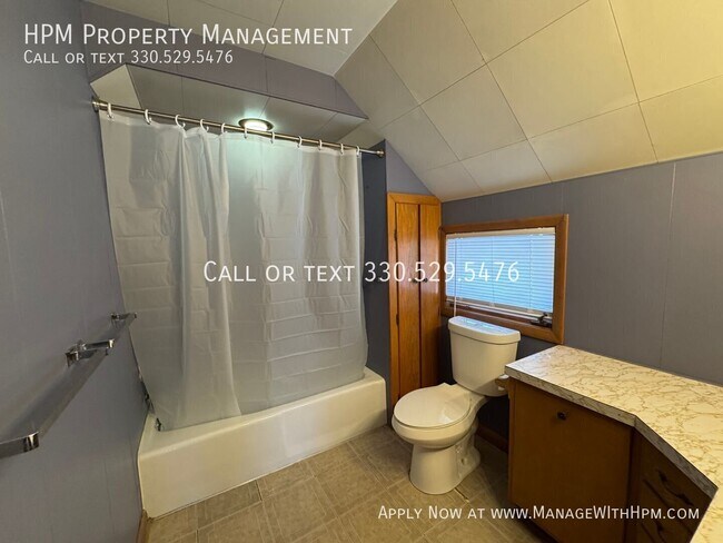 Building Photo - 3034 13th St NW