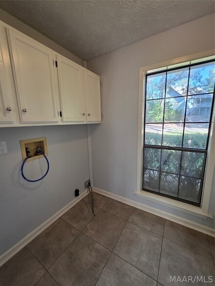 Building Photo - 6225 Whitewater Ct