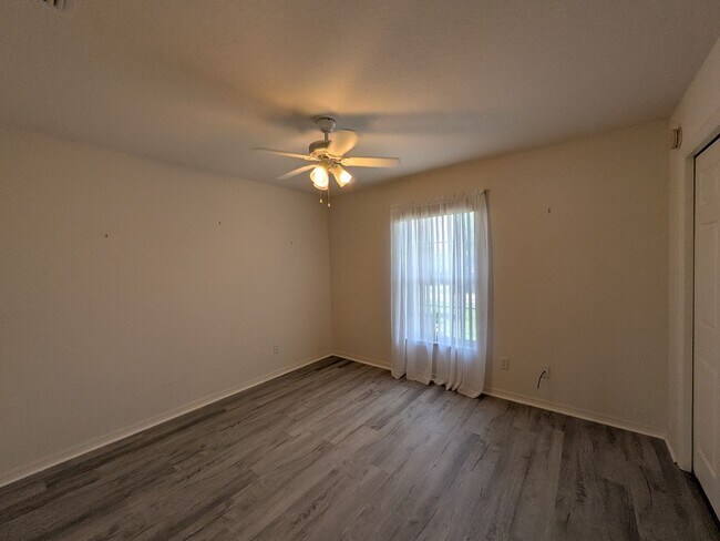 Building Photo - Lovely 3/2/2 Citrus Springs home with Hot Tub