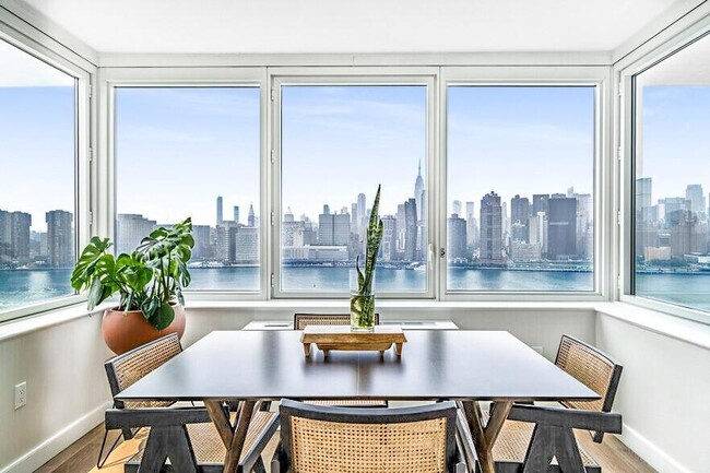 Primary Photo - 2 bedroom in LONG ISLAND CITY NY 11109