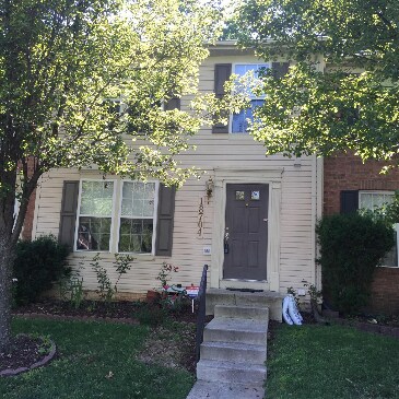 Primary Photo - SPACIOUS TOWNHOUSE IN GERMANTOWN