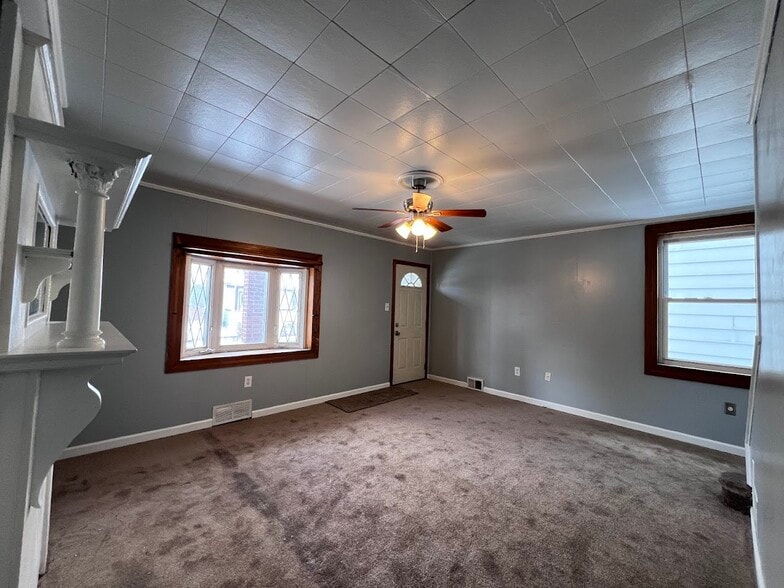 Building Photo - 303 Ohio Ave