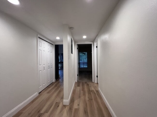 Building Photo - Desirable Sodo District, this spacious 2 b...