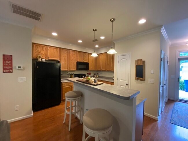 Building Photo - 4646 Altha St