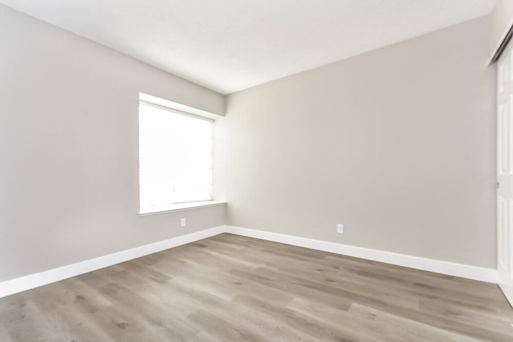 Building Photo - 4361 Faberge Ave