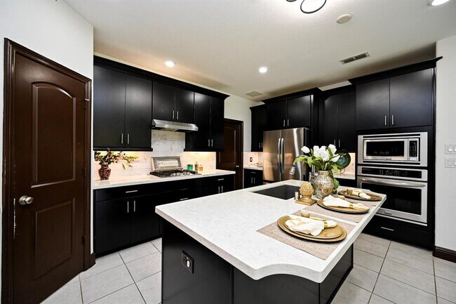 Building Photo - 6326 Grand Drift Ct