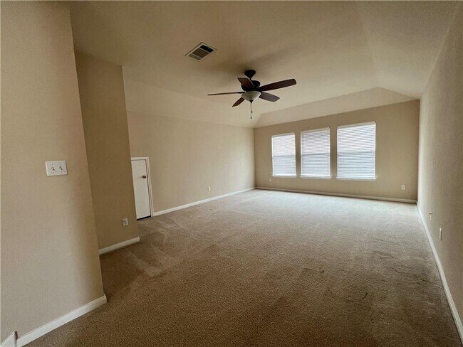 Building Photo - 15521 Whistling Straits Dr