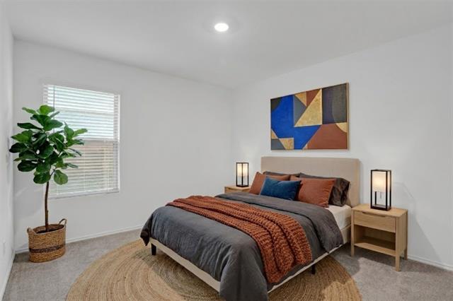 Building Photo - 14048 Earlham St