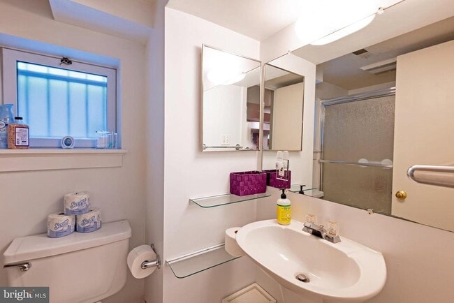 Building Photo - 3512 35th St NW