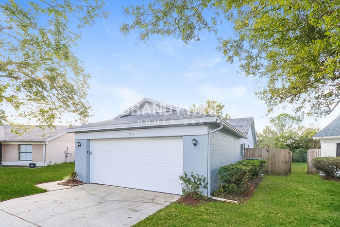 Building Photo - 1019 Wainright Dr