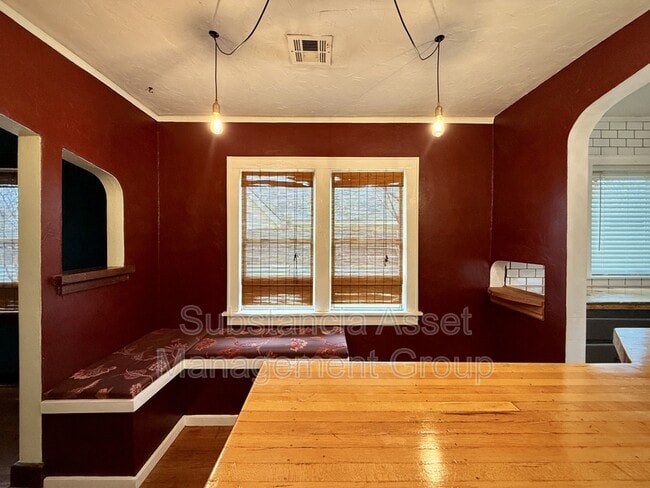 Building Photo - 2317 NW 13th St