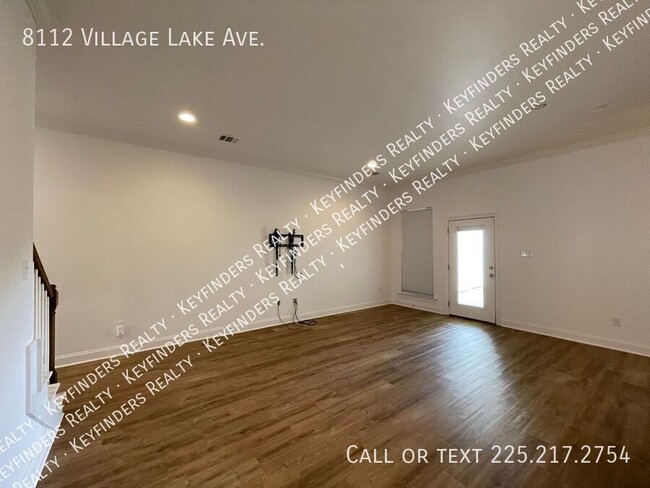 Building Photo - 8112 Village Lake Ave