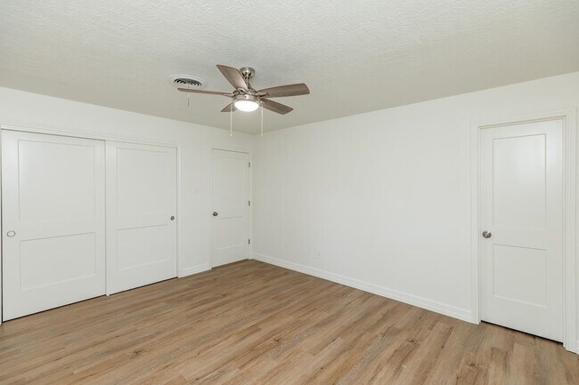 Building Photo - 1212 Irving St