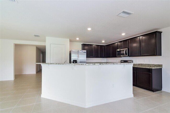 Building Photo - 8512 Silverbell Loop