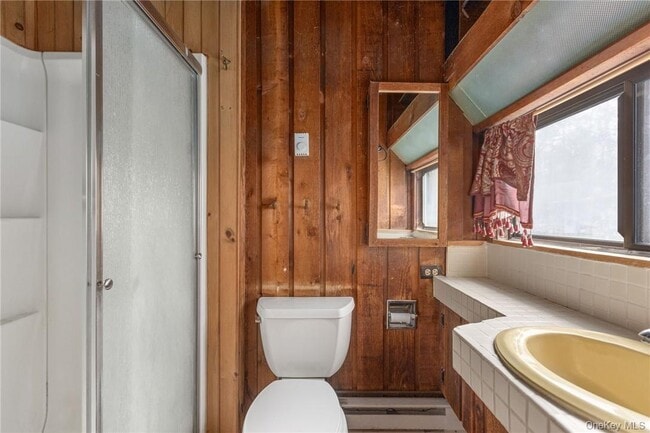 Building Photo - 296 Pine Hill Rd