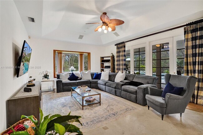 Building Photo - 21190 N Sweetwater Ln