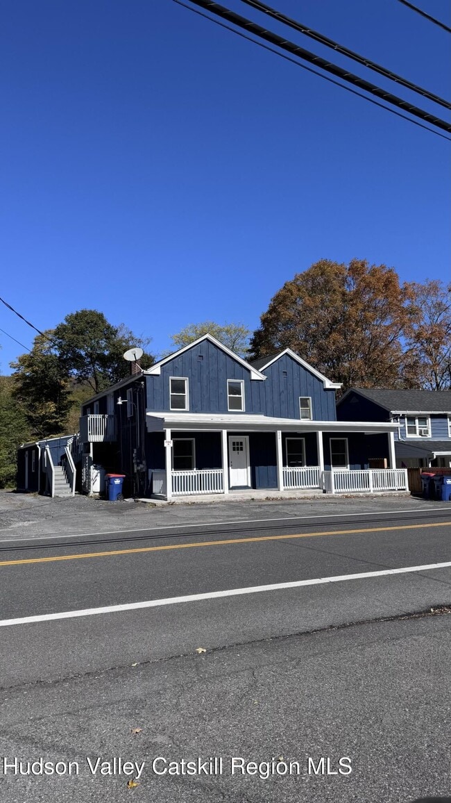 Building Photo - 626 NY-212