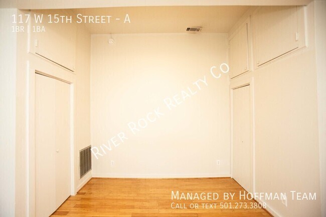 Building Photo - 117 W 15th St
