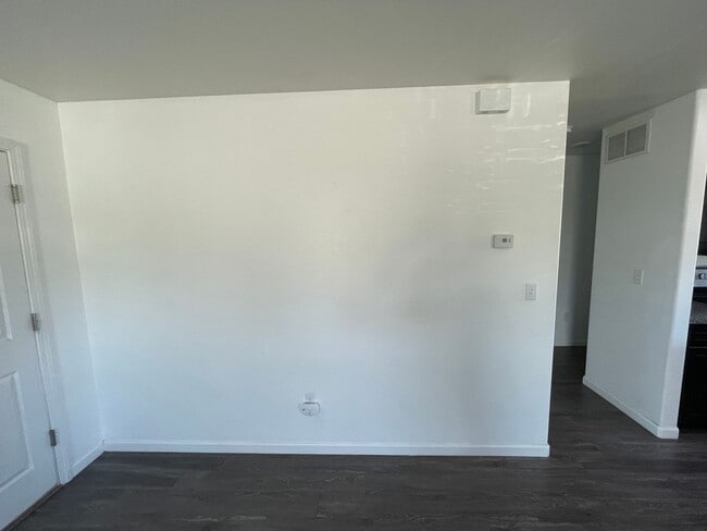 Building Photo - 4733-4739 W Adirondack Circle