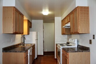 Building Photo - 1BD/1BA Apartment in Awesome Small Complex! Minutes from Downtown!