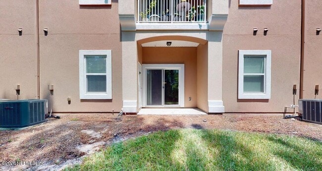 Building Photo - 224 Larkin Pl