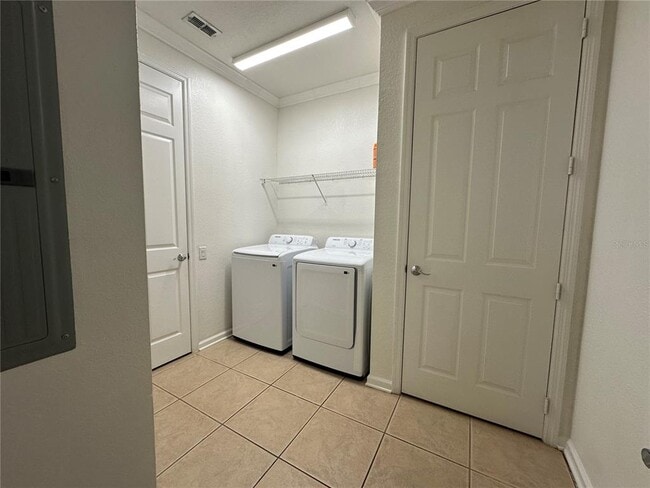 Building Photo - 5024 Shoreway Loop