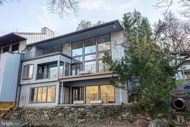 Building Photo - 15 Brandywine Falls Rd