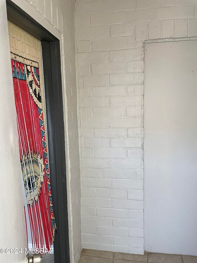 Building Photo - 2638 N Columbus Blvd