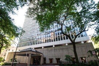 Building Photo - 1 E Scott St