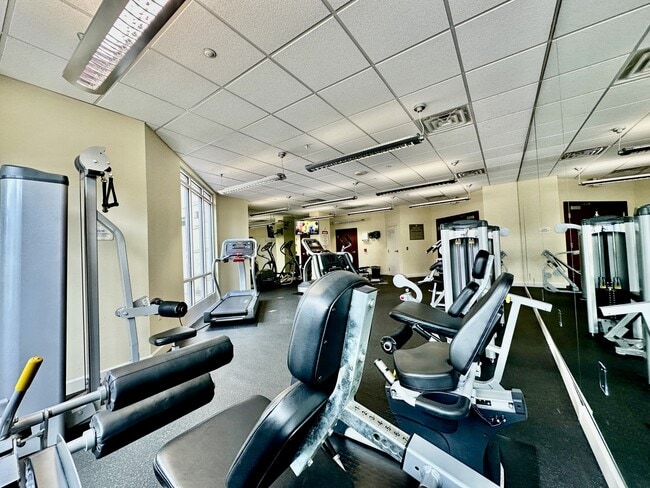 Building Photo - 11760 Sunrise Valley Dr